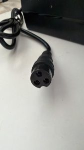 Chargeur NANROBOT 48V pour D4 Double / LS7 — vue 2